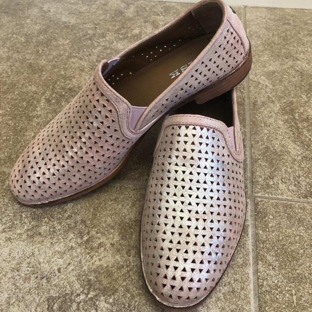 Women’s trask flats size 8